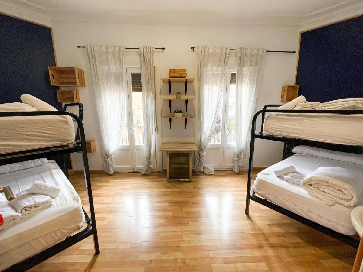 Az The Bridge Hostel - Coliving 萨拉戈萨 外观 照片