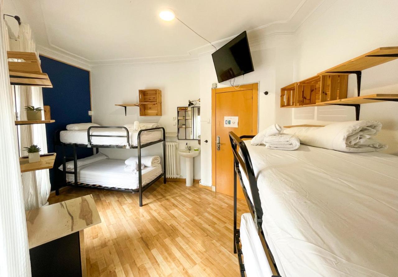Az The Bridge Hostel - Coliving 萨拉戈萨 外观 照片